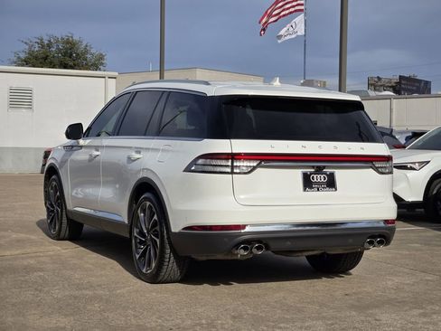 Used 2023 Lincoln Aviator Reserve w/ Equipment Group 201A image 8
