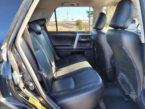 Used 2015 Toyota 4Runner SR5 image 13