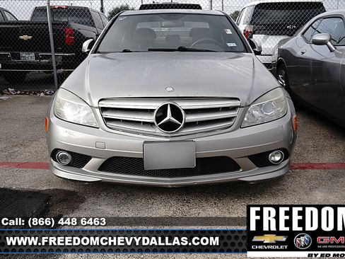 Used 2008 Mercedes-Benz C 300 4MATIC Sedan image 2
