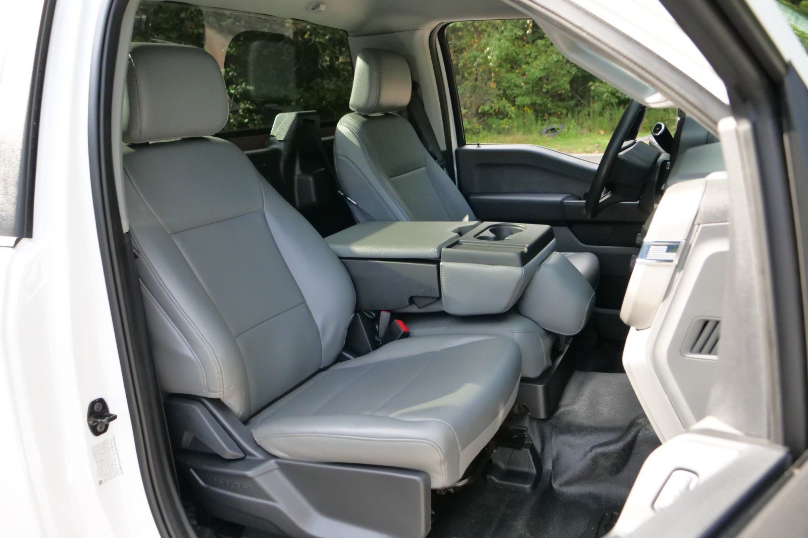 Used 2023 Ford F350 XL w/ 360-Degree Camera Package AWD/4WD image 27