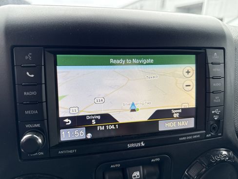 Used 2017 Jeep Wrangler Unlimited Sahara image 21