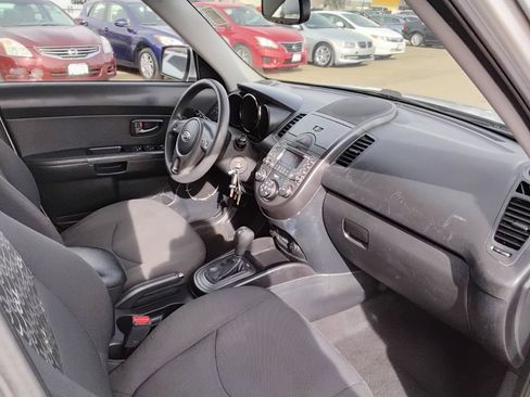 Used 2011 Kia Soul + w/ Audio Pkg image 15
