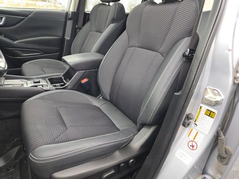 Used 2020 Subaru Forester Premium image 23