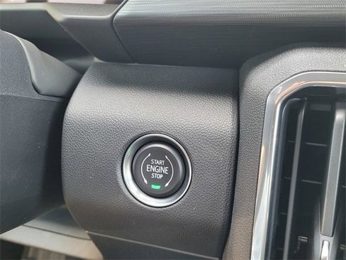 New 2025 GMC Acadia Elevation w/ Black Edition image 17