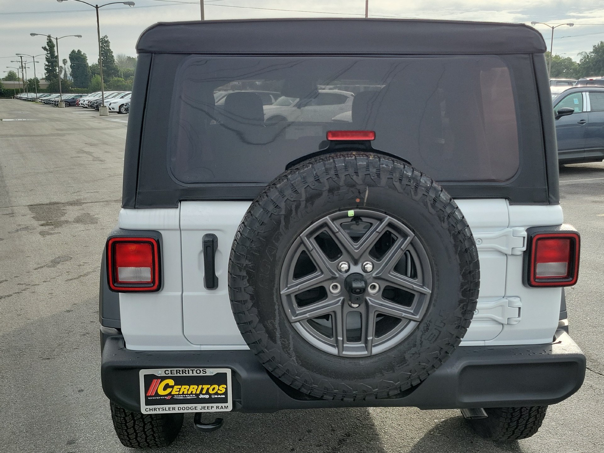 New 2026 Jeep Wrangler Unlimited Sport AWD/4WD image 16