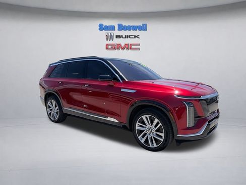Used 2026 Cadillac Vistiq Luxury AWD/4WD image 3