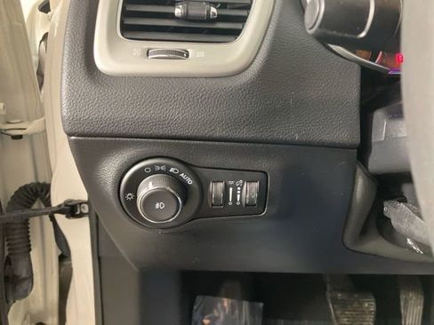 Used 2021 Jeep Compass Latitude image 10