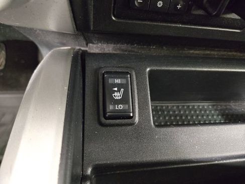 Used 2021 Nissan Titan SV w/ SV Convenience Package AWD/4WD image 28