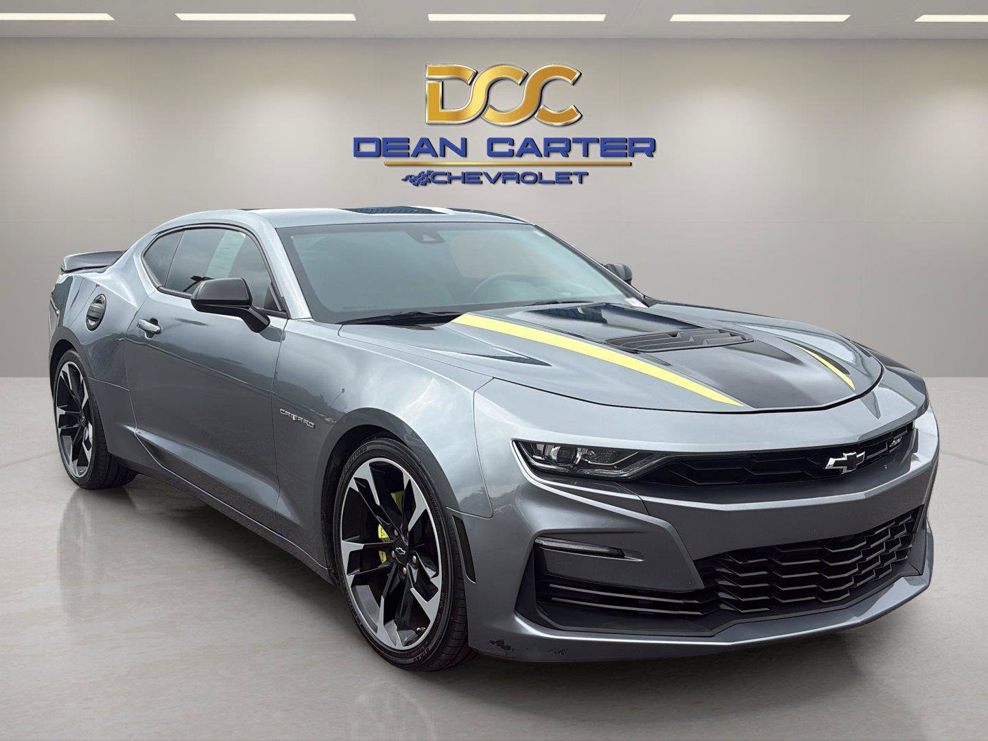 Used 2020 Chevrolet Camaro SS RWD image 7