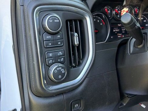 Used 2022 Chevrolet Silverado 2500 LT w/ Convenience Package AWD/4WD image 14