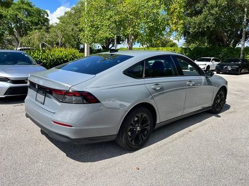 Used 2025 Honda Accord SE image 6