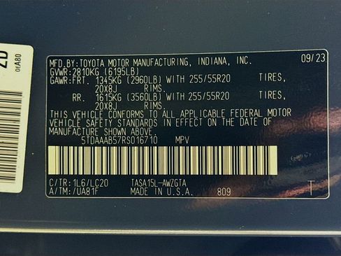 Certified 2024 Toyota Grand Highlander Limited image 27