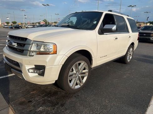 Used 2016 Ford Expedition Platinum RWD image 7