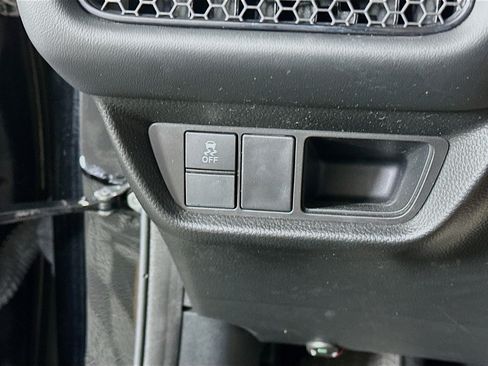 Used 2023 Honda HR-V EX-L image 15