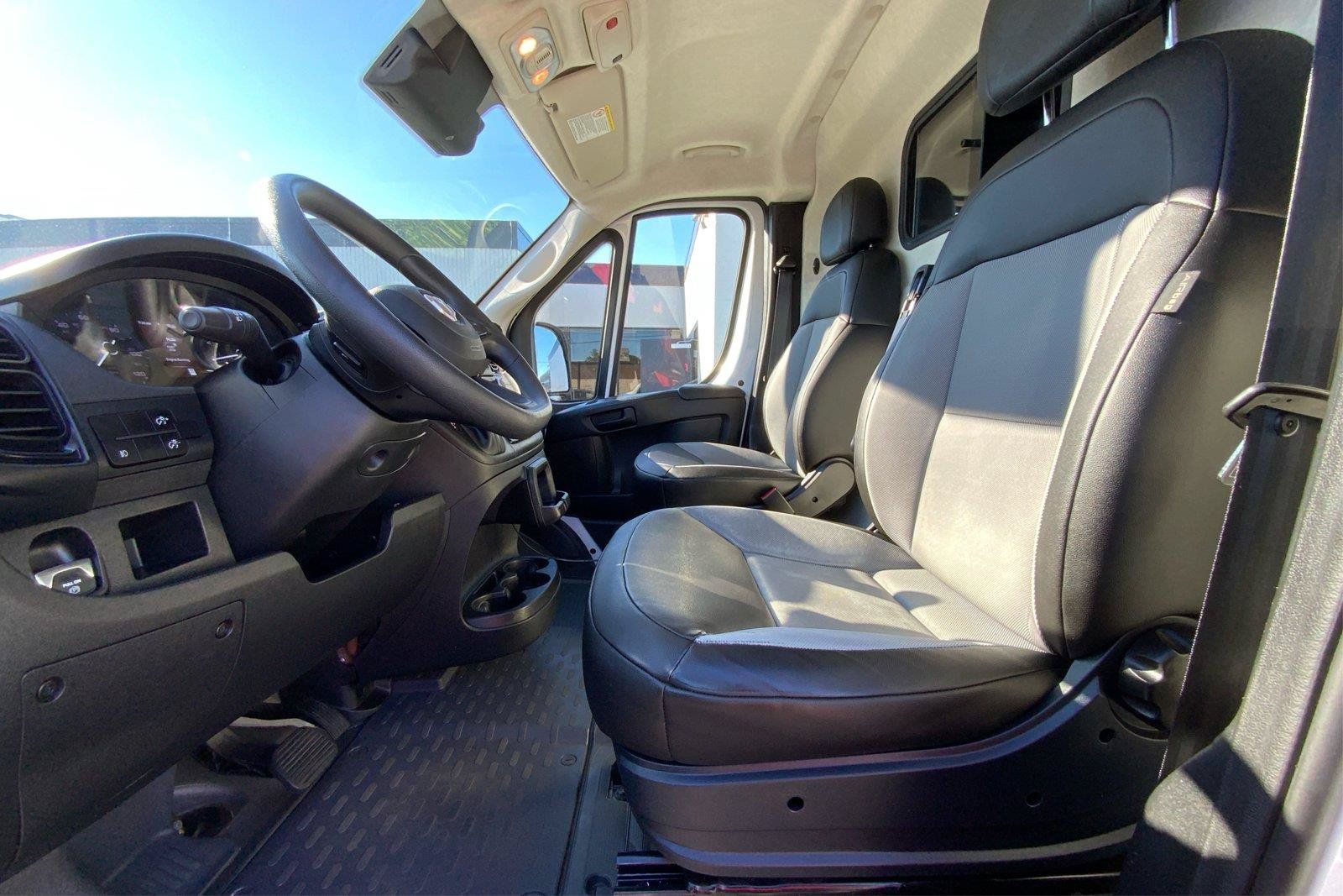 Used 2025 RAM ProMaster 3500 w/ Convenience Group FWD image 10