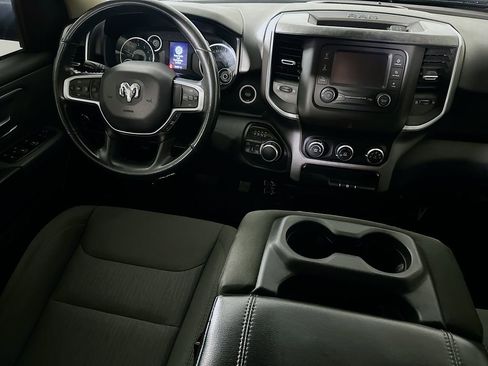 Used 2020 RAM 1500 Big Horn AWD/4WD image 17