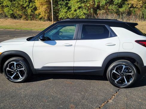 Used 2023 Chevrolet TrailBlazer RS w/ Convenience Package image 7