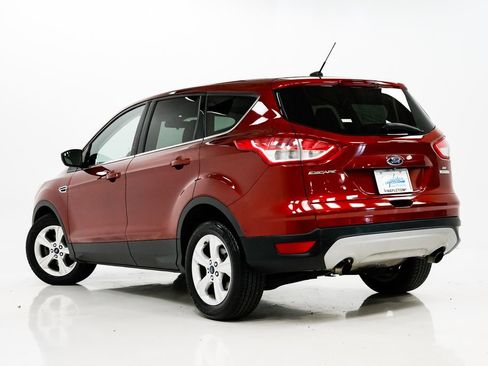 Used 2015 Ford Escape SE image 23