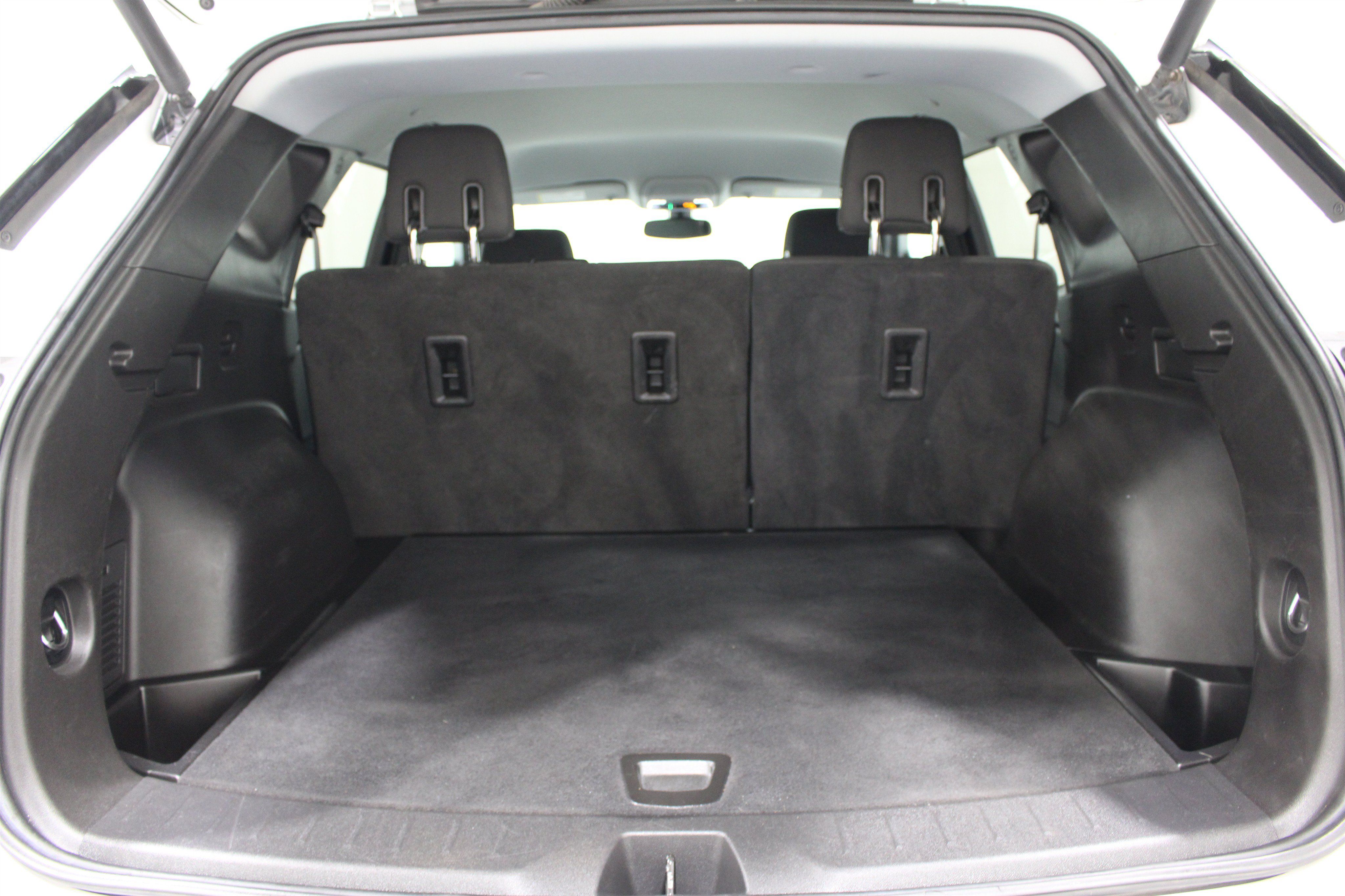 Used 2020 Chevrolet Blazer LT FWD image 22