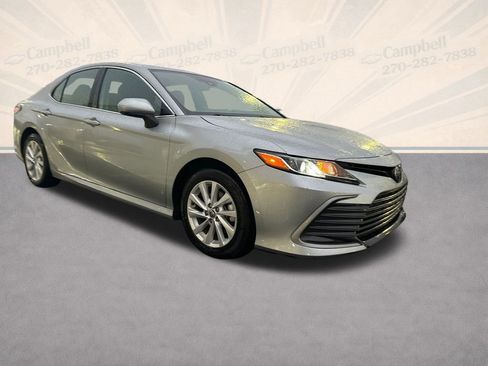 Used 2024 Toyota Camry LE image 7