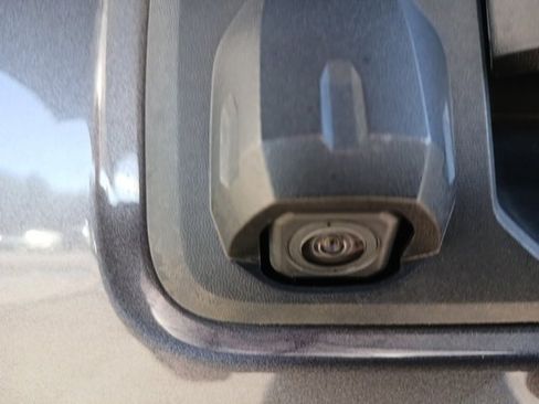 Used 2021 Toyota Tacoma SR5 image 5