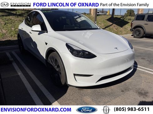 Used 2023 Tesla Model Y Performance image 1