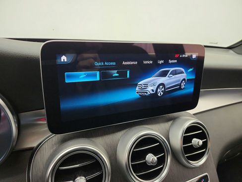 Used 2022 Mercedes-Benz GLC 300 image 12