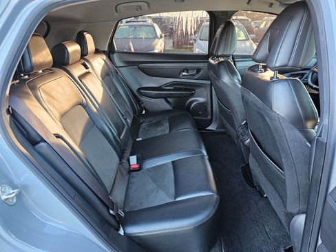 Used 2023 Nissan Ariya AWD image 12