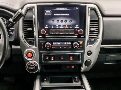 Used 2021 Nissan Titan SV w/ SV Convenience Package AWD/4WD image 13