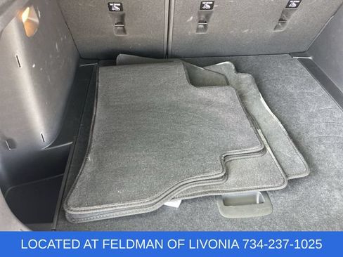 Certified 2024 Chevrolet Trax RS w/ Sunroof Package FWD image 33