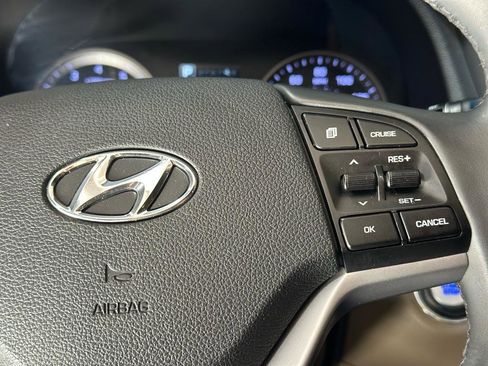 Used 2016 Hyundai Tucson Limited w/ Option Group 03 image 32