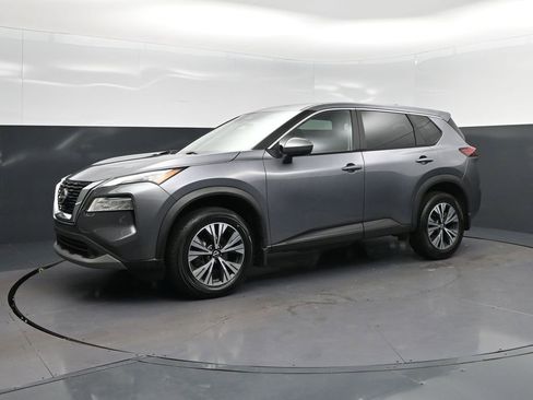Used 2023 Nissan Rogue SV FWD image 3