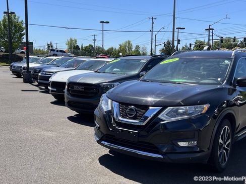 Used 2013 Subaru Forester 2.5XT Touring w/ Popular Pkg 2 AWD/4WD image 28