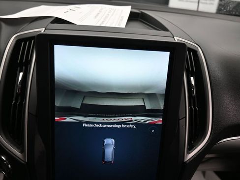 Used 2022 Ford Edge SEL w/ Convenience Package image 23