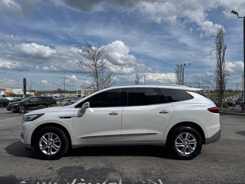Used 2018 Buick Enclave Essence w/ Trailering Package image 16