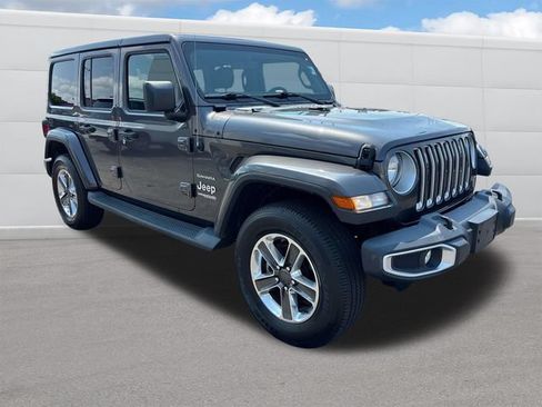 Used 2020 Jeep Wrangler Unlimited Sahara w/ Uconnect 4C Nav & Sound Group AWD/4WD image 8