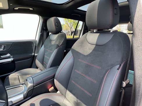 Certified 2025 Mercedes-Benz GLB 250 4MATIC image 16