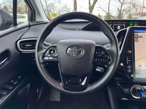 Used 2022 Toyota Prius Prime LE image 19