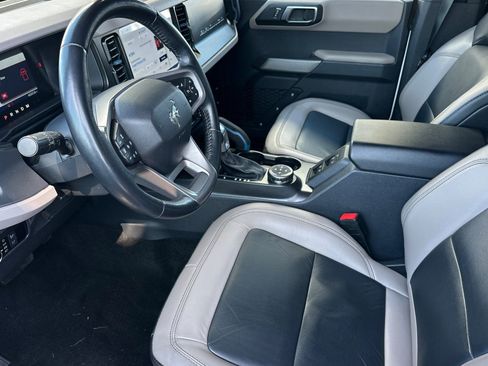 Used 2022 Ford Bronco Wildtrak AWD/4WD image 10