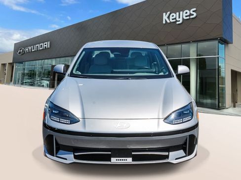 Used 2024 Hyundai Ioniq 6 SEL RWD image 2