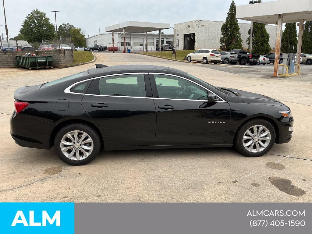 Used 2025 Chevrolet Malibu LT FWD image 8
