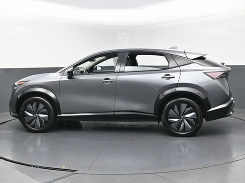 Used 2023 Nissan Ariya AWD image 8