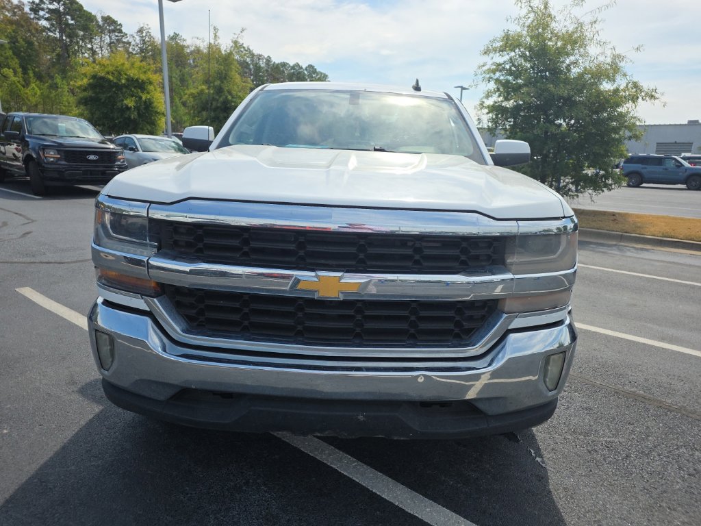 Used 2017 Chevrolet Silverado 1500 LT w/ Texas Edition RWD image 3