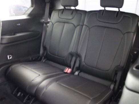 New 2025 Jeep Grand Cherokee L Limited w/ Black Appearance Package image 15