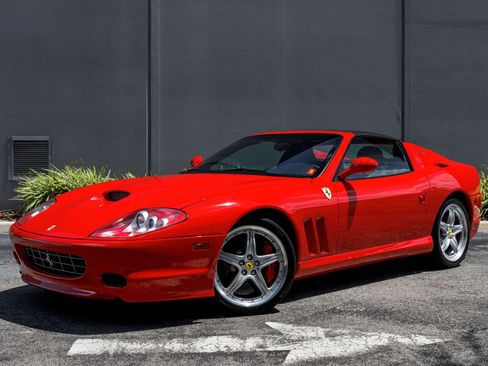 Used 2005 Ferrari 575M Maranello Superamerica RWD image 49