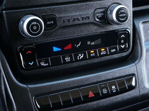 Used 2023 RAM ProMaster 3500 FWD image 31