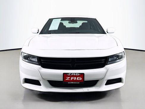 Used 2019 Dodge Charger SXT image 8