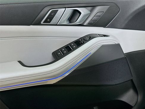 Certified 2023 BMW X5 xDrive40i w/ M Sport Package image 18