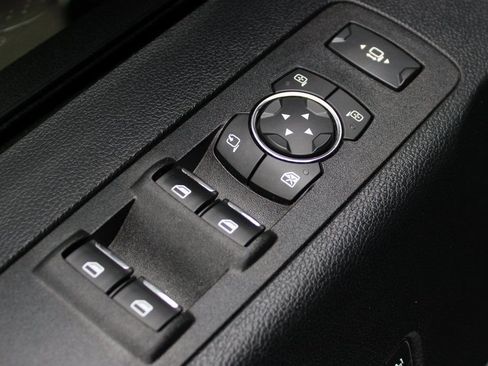 Used 2020 Ford F250 Lariat w/ Lariat Value Package AWD/4WD image 16