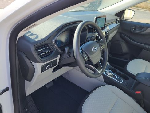 New 2026 Ford Escape Active w/ Cold Weather Package image 19